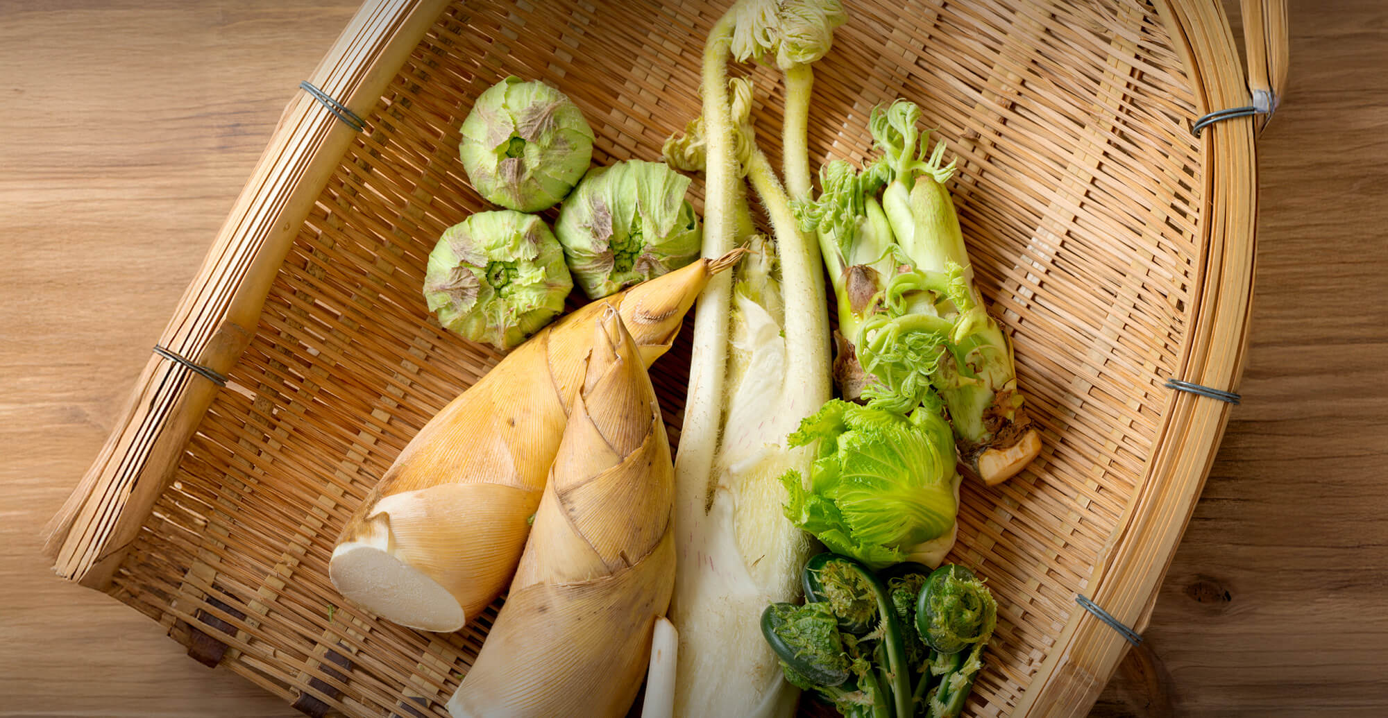 旬も、品質も、確かなものを。 全国各地から、厳選した野菜をお届け。